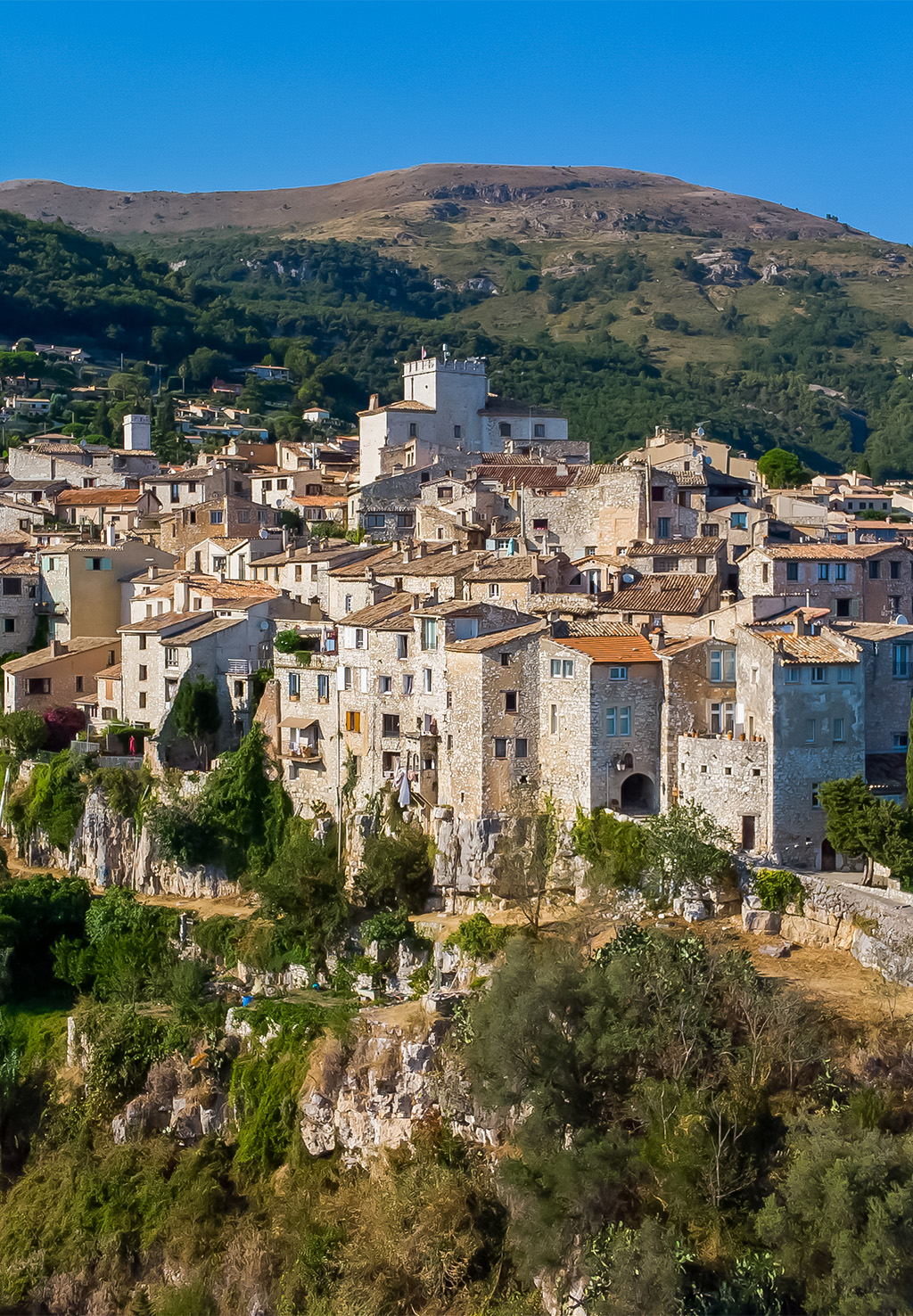 tourrettes village perche
